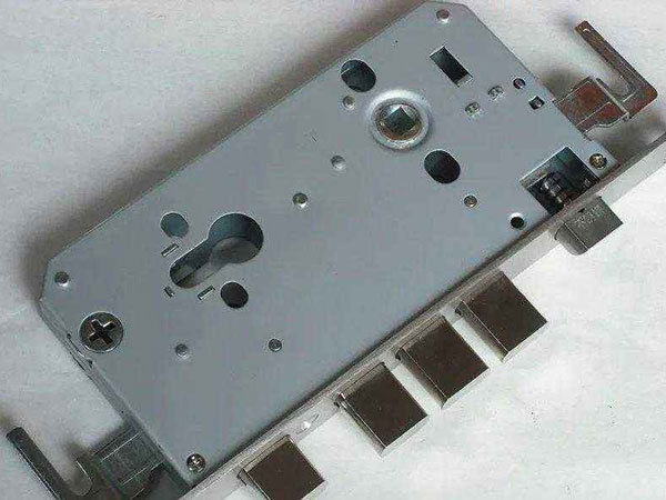 公安24小时上门开锁公司